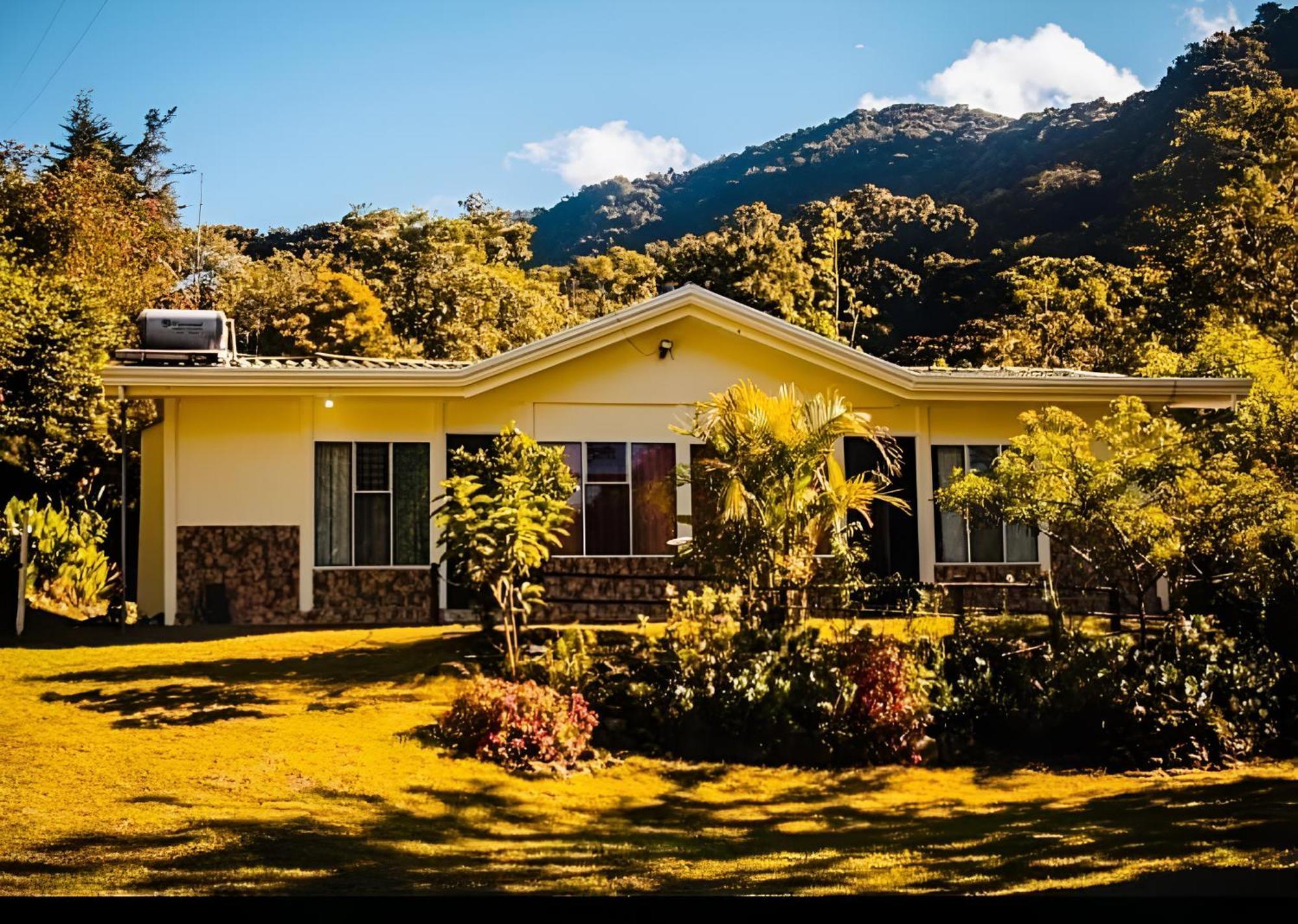 Hospedajes Richie Eco Camp Providencia Exterior photo